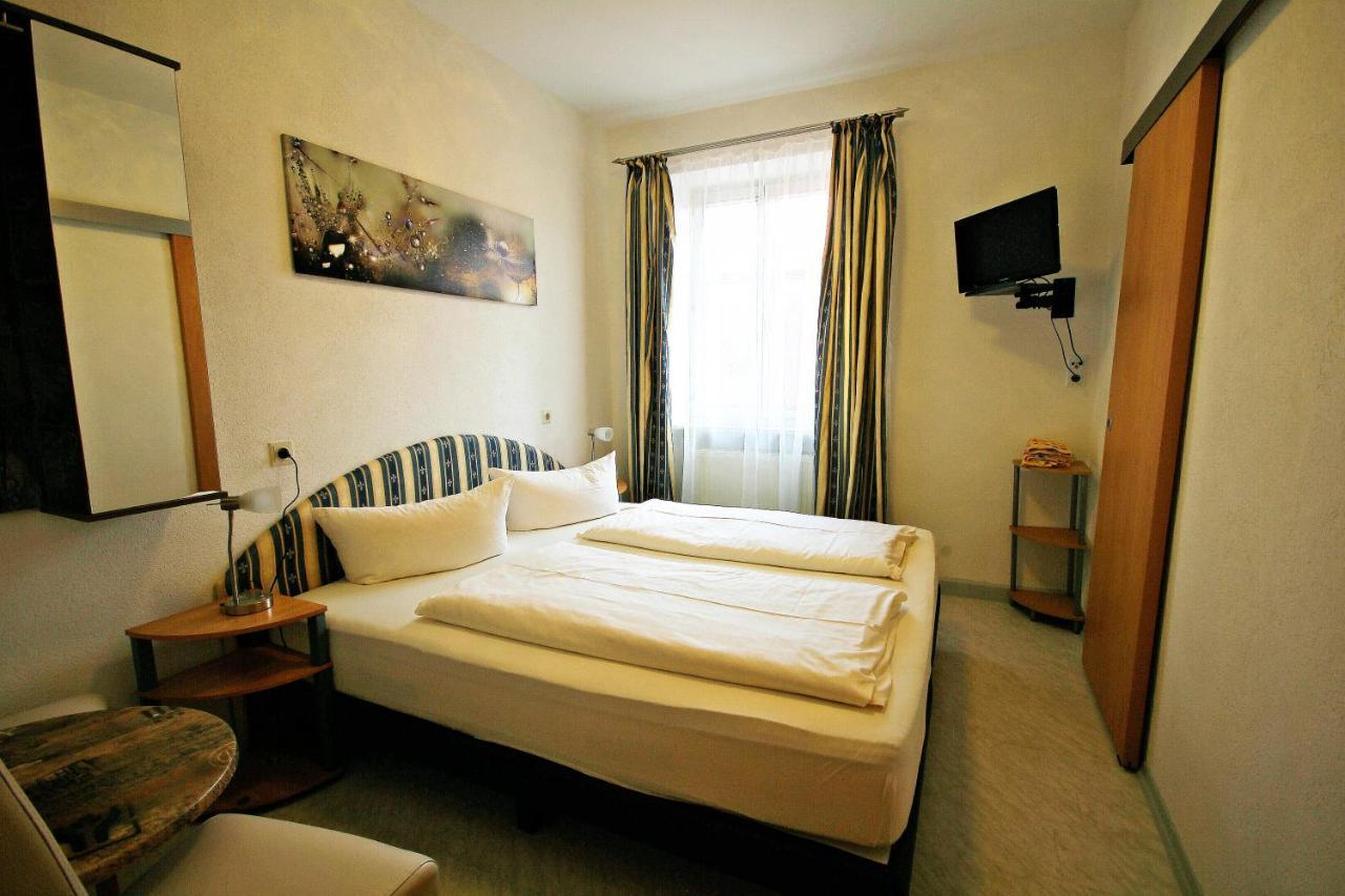 Gaestehaus Edith Rothenburg ob der Tauber Bagian luar foto